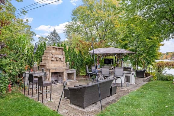 Tiki Retreat-Hot Tub-Fire Pit - Private Beach