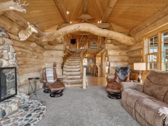 Rivers Edge Retreat-Hot Tub, Game Room, River View